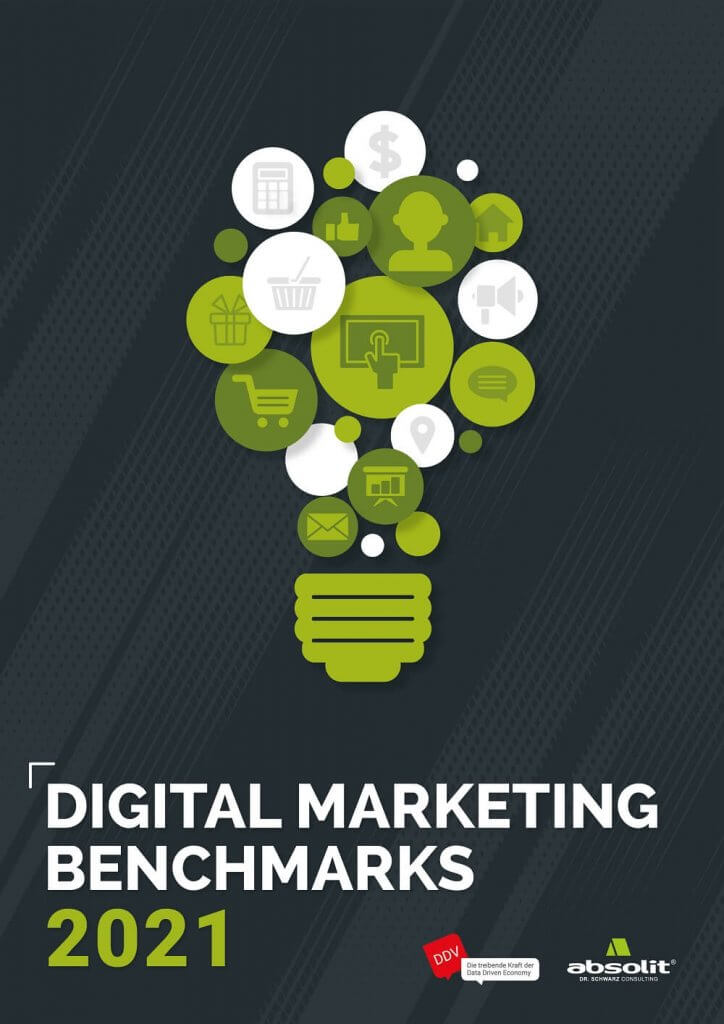digital benchmarks 2021 i cover klein 724x1024 - Front Page Bottom